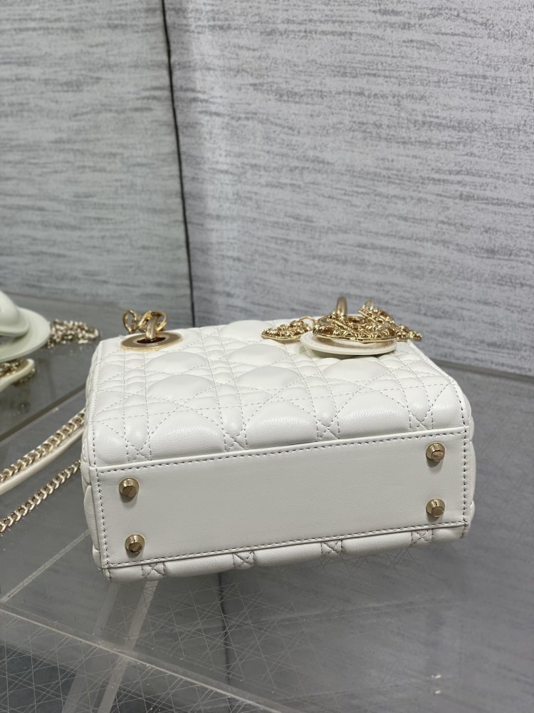 Сумка Lady Dior кожаная 17 см фото 7