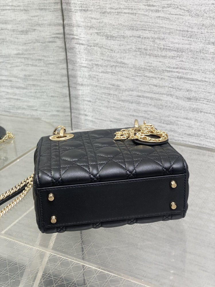 Сумка Lady Dior кожаная 17 см фото 7