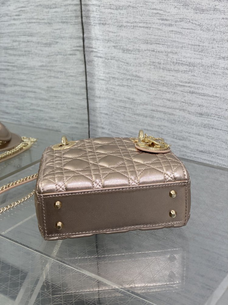 Сумка Lady Dior кожаная 17 см фото 7