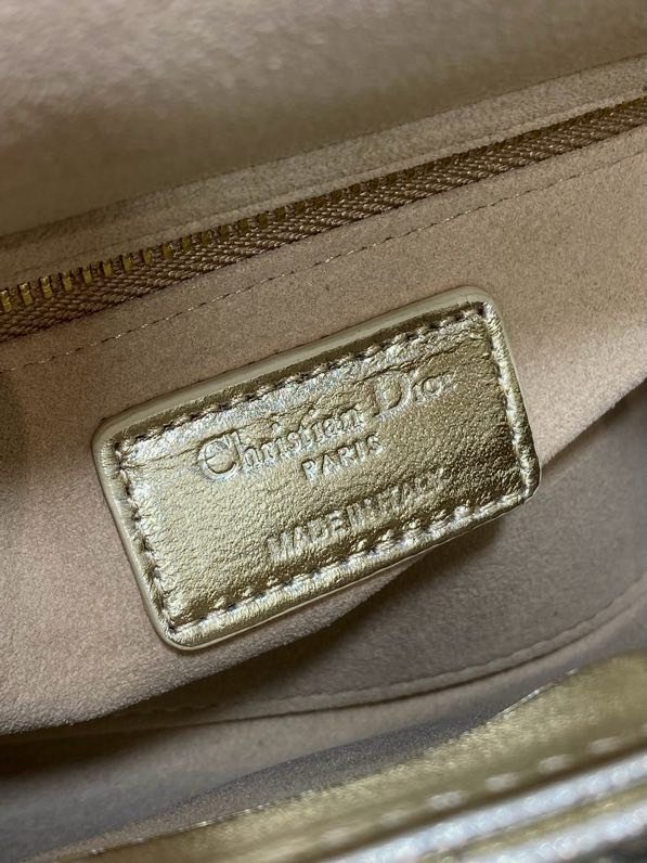 Сумка Lady Dior кожаная 17 см фото 7