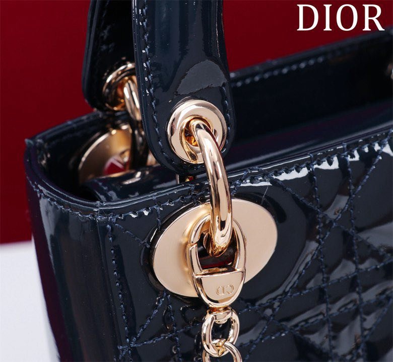 Сумка Lady Dior кожаная 17 см фото 7