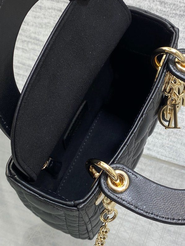 Сумка Lady Dior кожаная 17 см фото 7