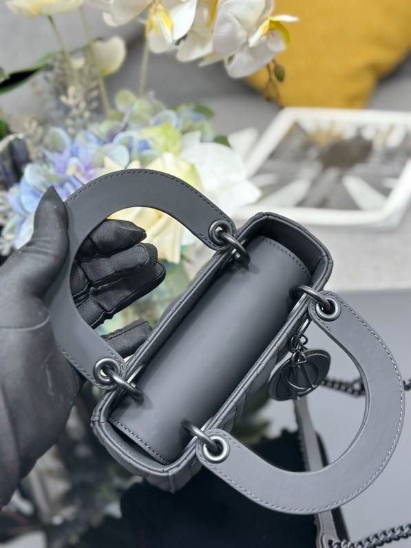 Сумка Lady Dior кожаная 17 см фото 7