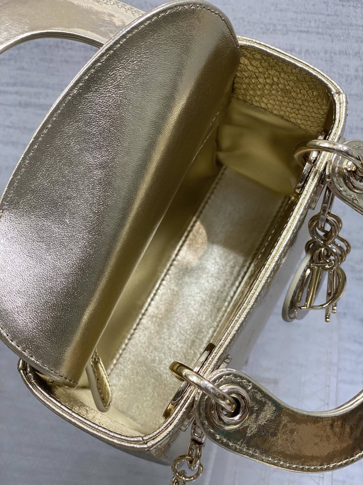 Сумка Lady Dior кожаная 17 см фото 8