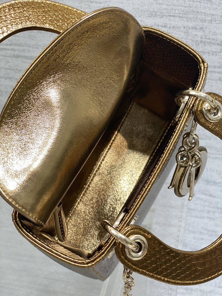 Сумка Lady Dior кожаная 17 см фото 8