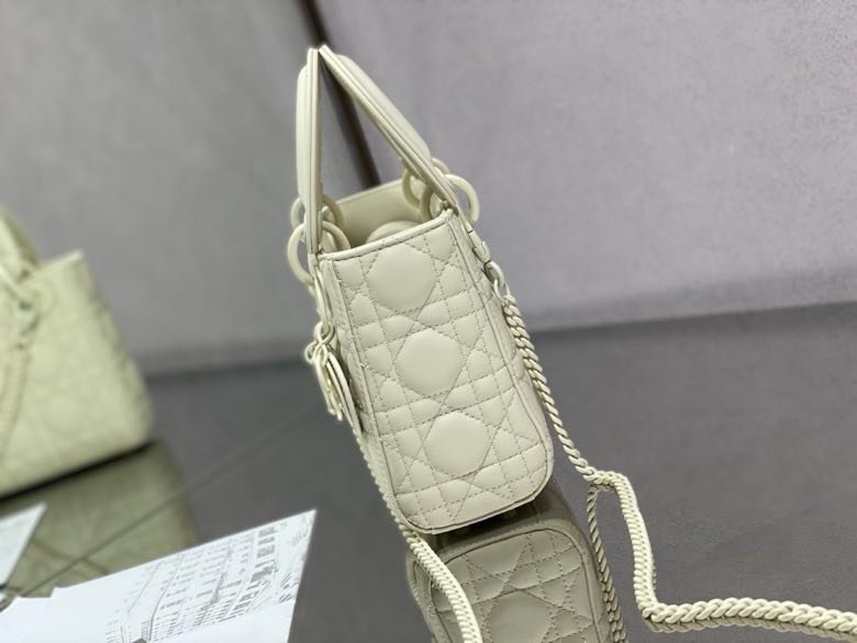 Сумка Lady Dior кожаная 17 см фото 8