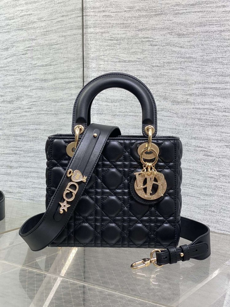 Сумка Lady Dior кожаная 20 см