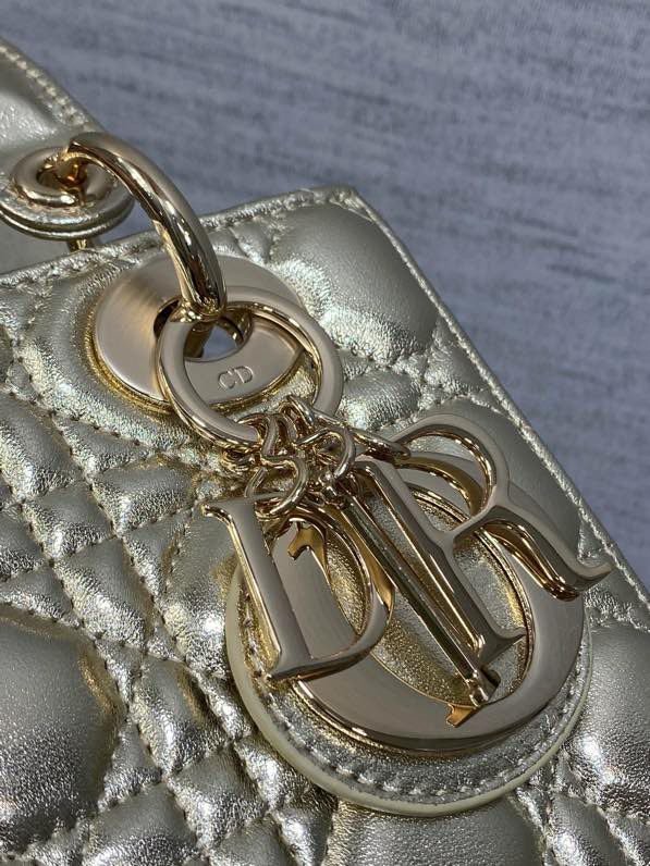 Сумка Lady Dior кожаная 20 см фото 2