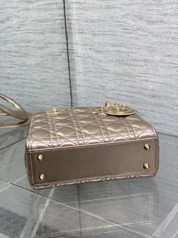 Сумка Lady Dior кожаная 20 см фото 7