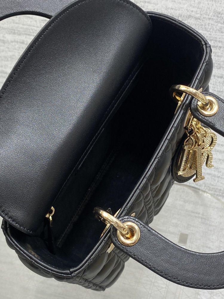 Сумка Lady Dior кожаная 20 см фото 8