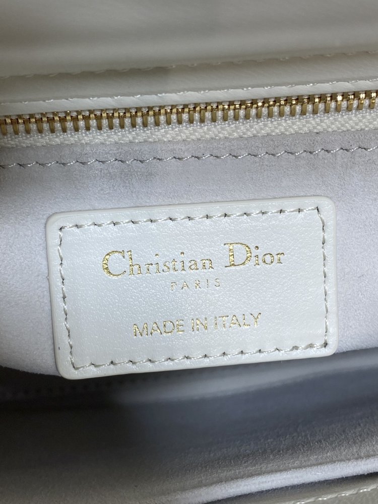 Сумка Lady Dior кожаная 20 см фото 9