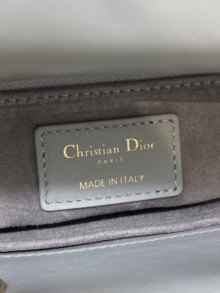 Сумка Lady Dior кожаная 20 см фото 9