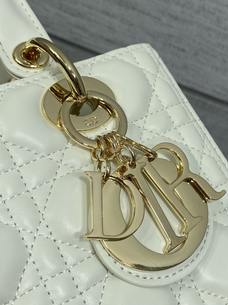 Сумка Lady Dior кожаная 24 см фото 3