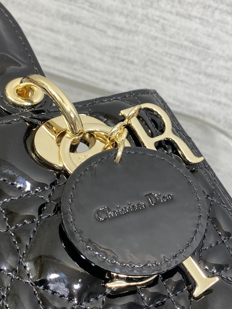 Сумка Lady Dior кожаная 24 см фото 4