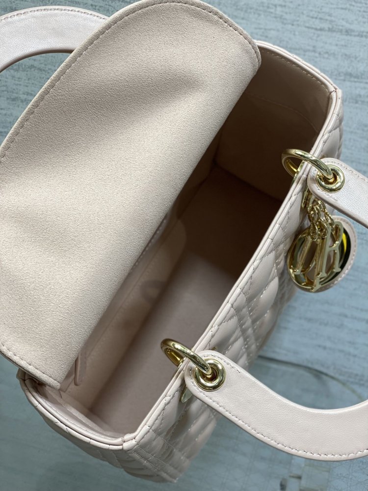 Сумка Lady Dior кожаная 24 см фото 8