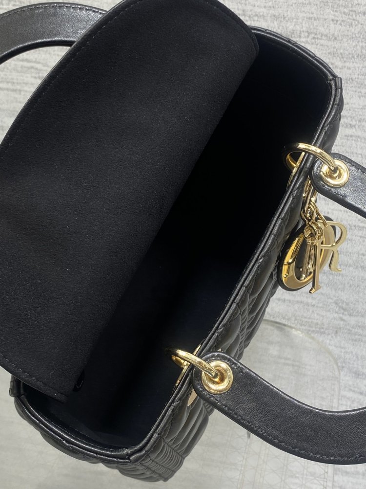 Сумка Lady Dior кожаная 24 см фото 8