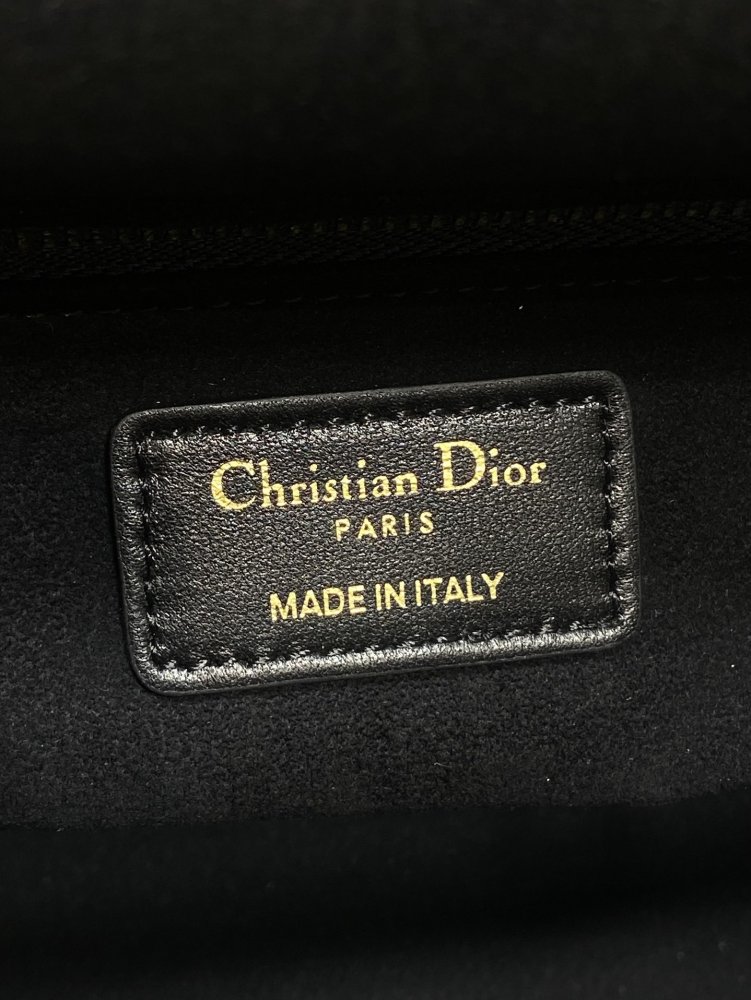 Сумка Lady Dior кожаная 24 см фото 9