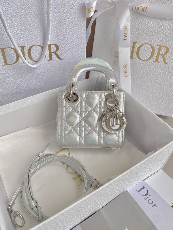 Сумка Lady Dior Micro 12 см