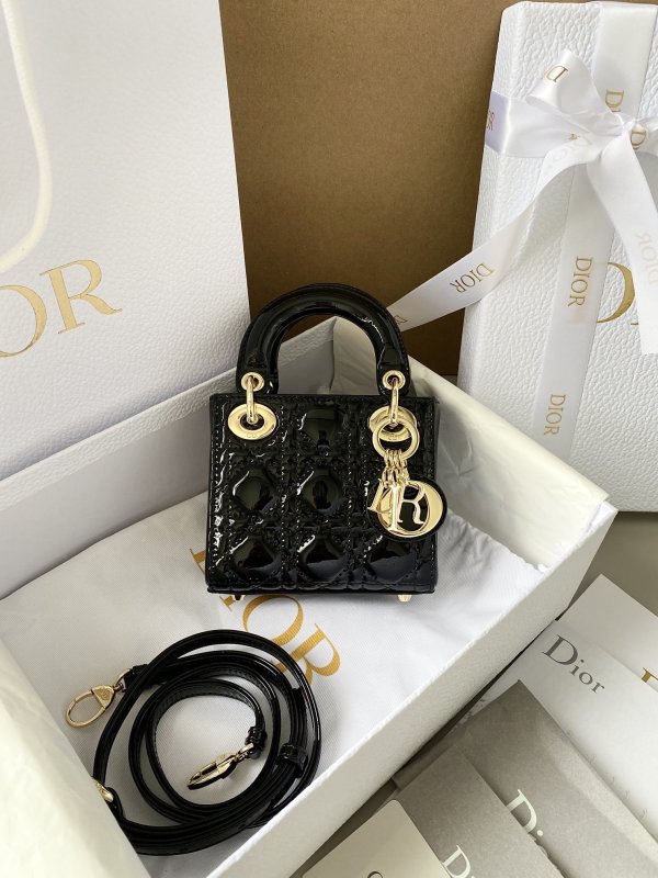 Сумка Lady Dior Micro 12 см