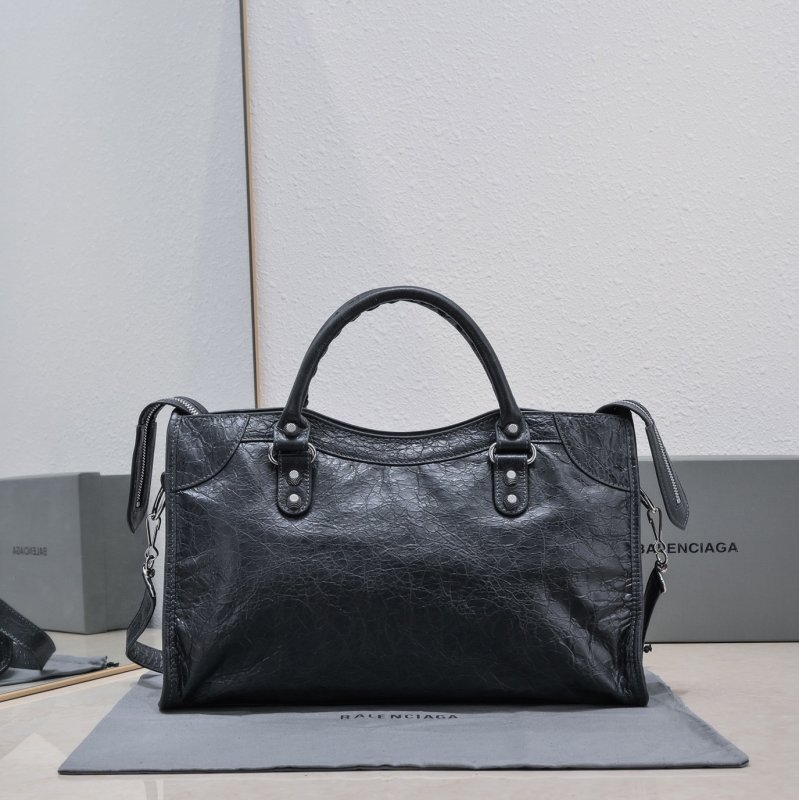 Сумка Le City Medium кожаная 38 см фото 3