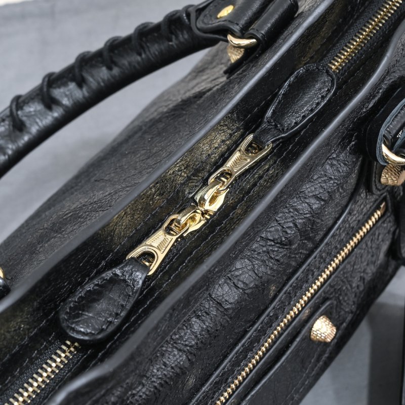 Сумка Le City Medium кожаная 38 см фото 7