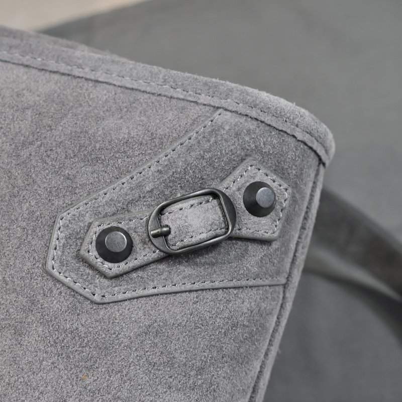 Сумка Le City Medium замшевая 38 см фото 6