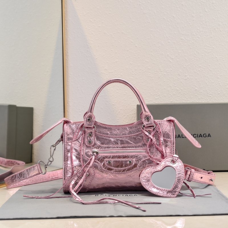 Сумка Le City Mini кожаная 24 см