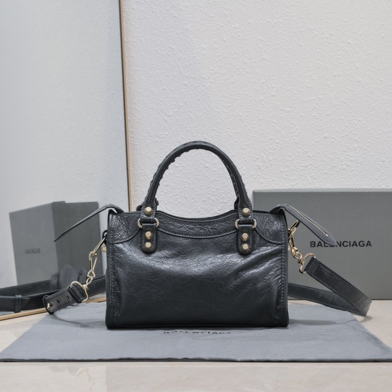 Сумка Le City Mini кожаная 24 см фото 3