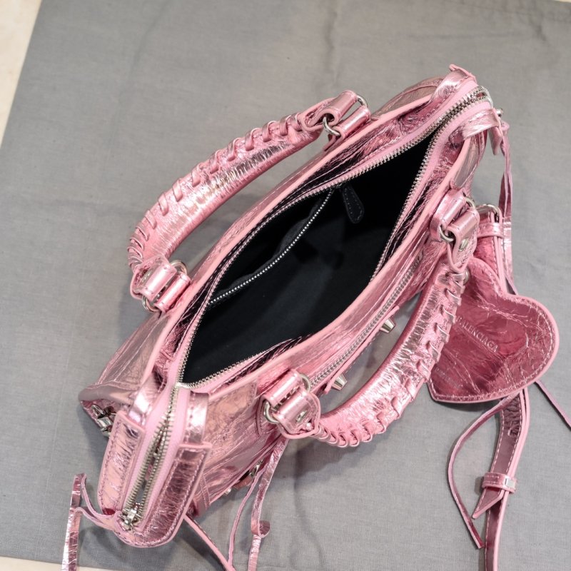 Сумка Le City Mini кожаная 24 см фото 7