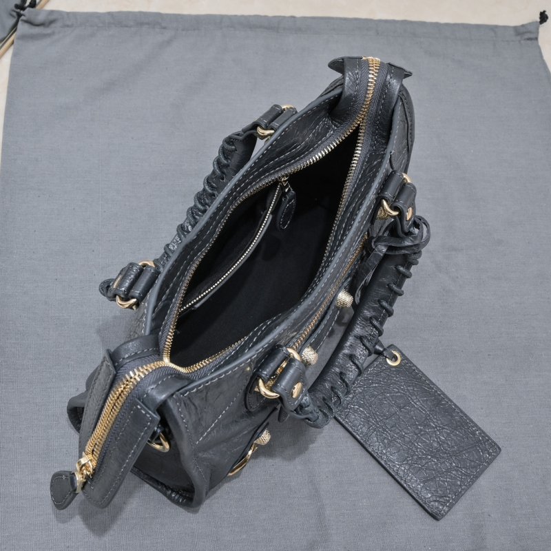 Сумка Le City Mini кожаная 24 см фото 8