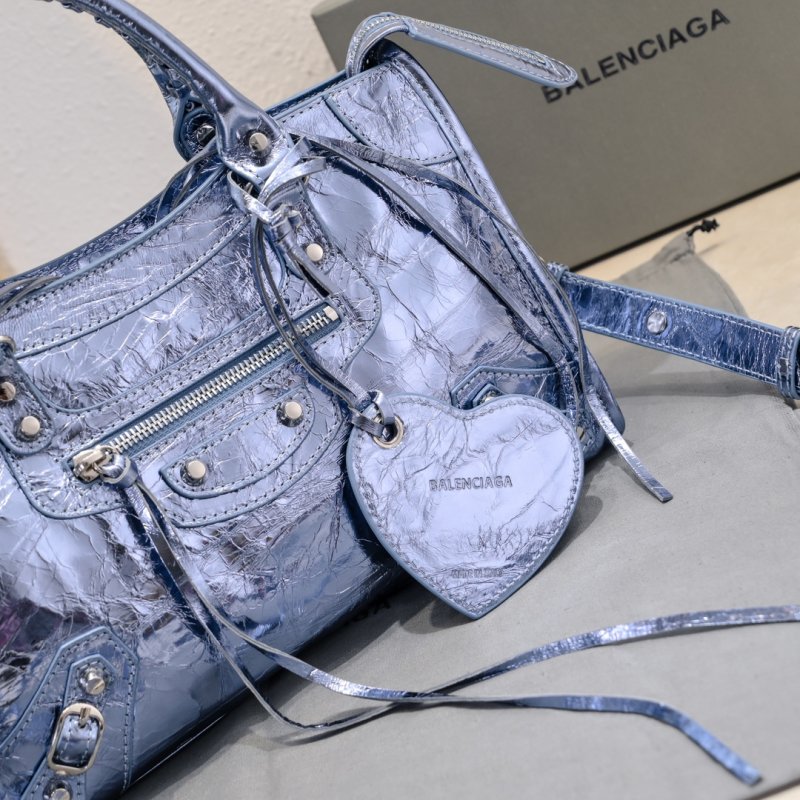 Сумка Le City Small кожаная 30 см фото 4