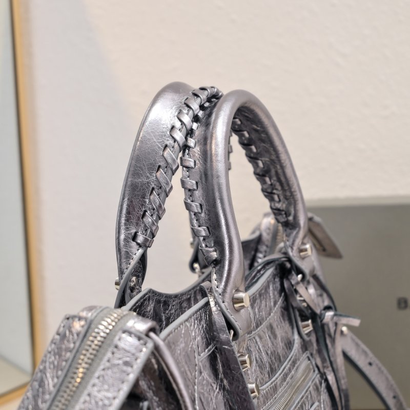 Сумка Le City Small кожаная 30 см фото 5