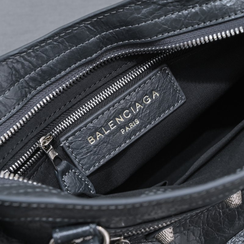 Сумка Le City Small кожаная 30 см фото 6