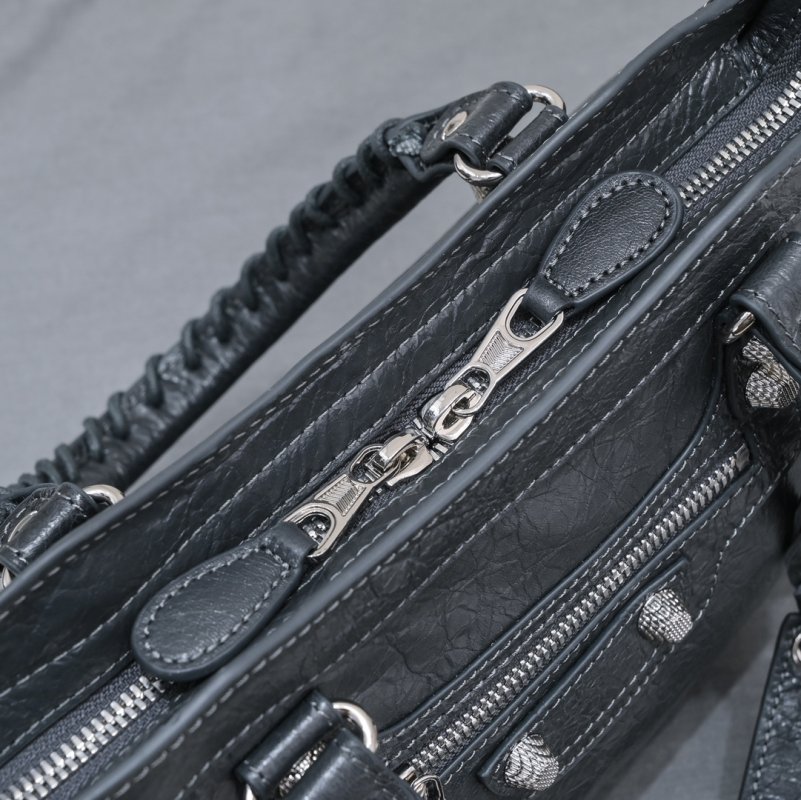 Сумка Le City Small кожаная 30 см фото 7