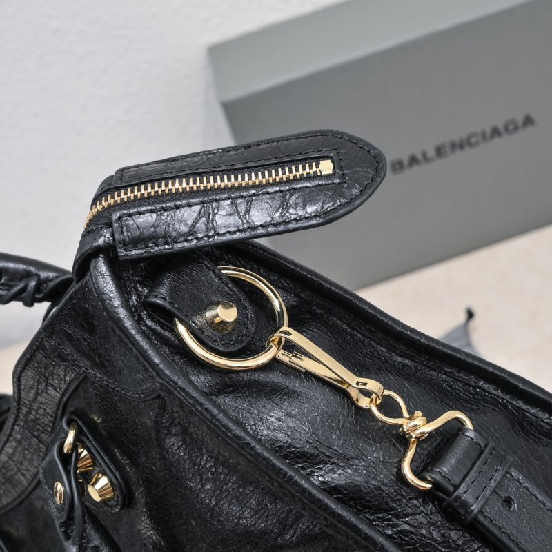 Сумка Le City Small кожаная 30 см фото 8