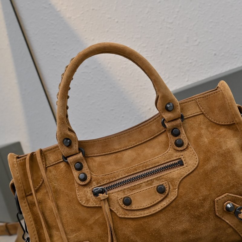 Сумка Le City Small замшевая 30 см фото 2