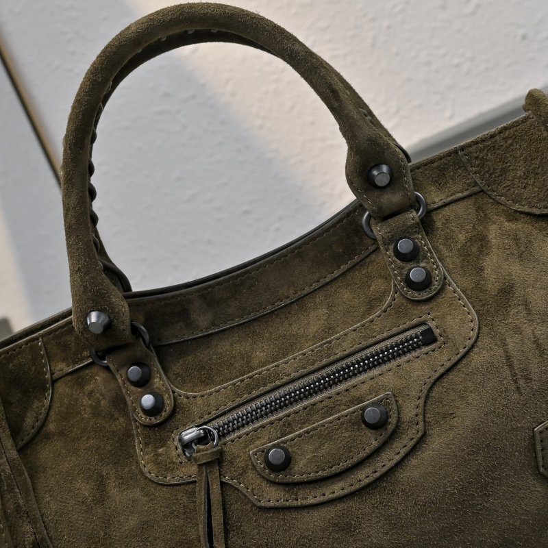 Сумка Le City Small замшевая 30 см фото 4