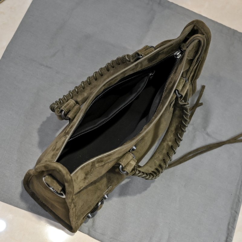 Сумка Le City Small замшевая 30 см фото 9