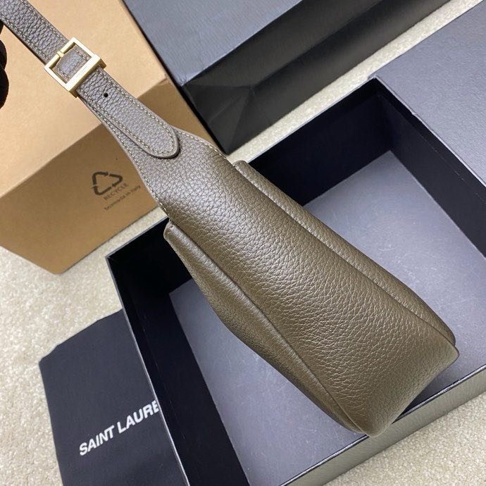 A bag Le5a7 leather 15 cm фото 7