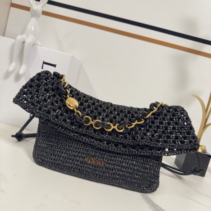 A bag Loewe Ola Medium 26 cm of рафии