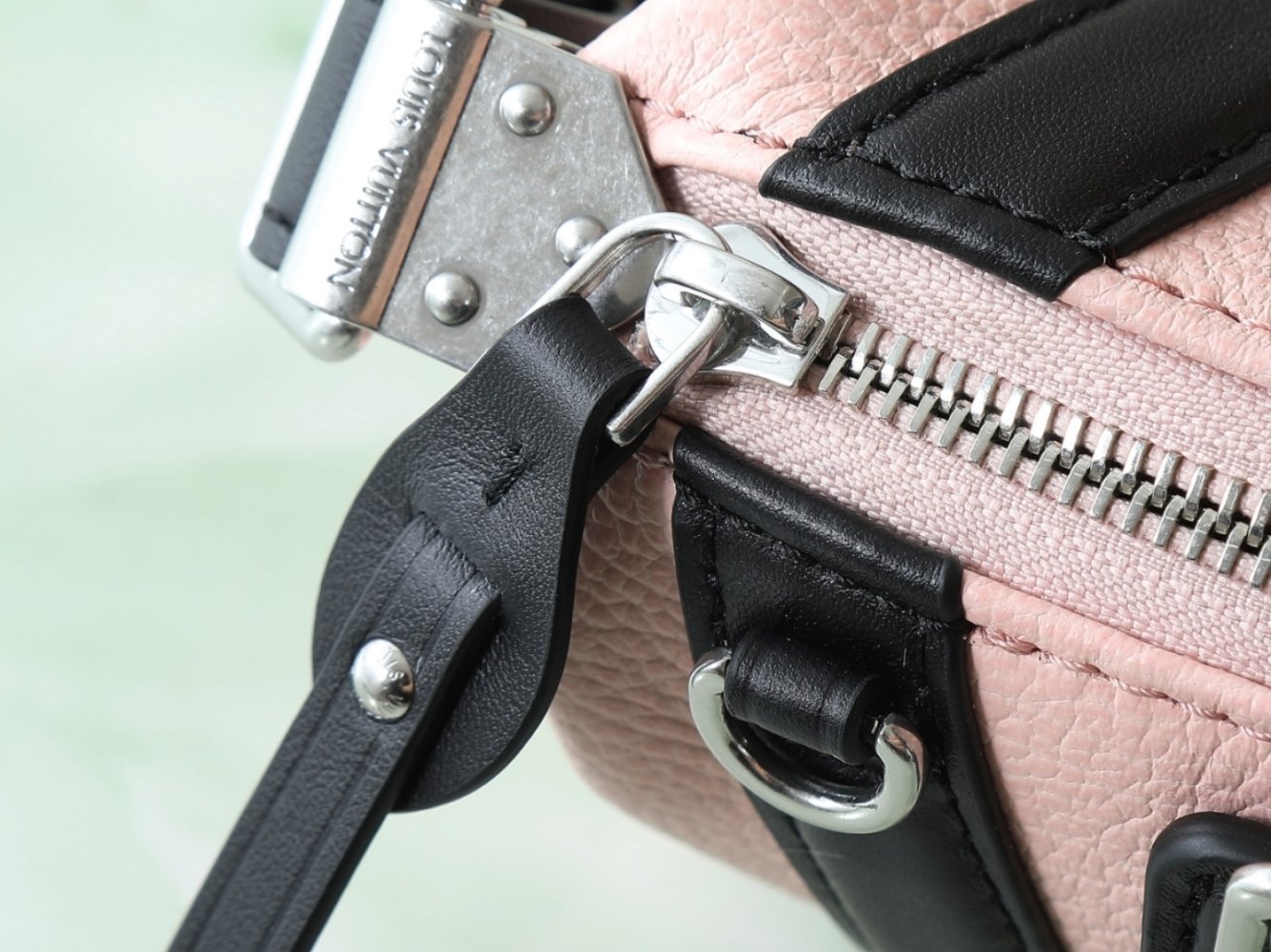 Сумка Louis Vuitton Biker Nano 23 см фото 12