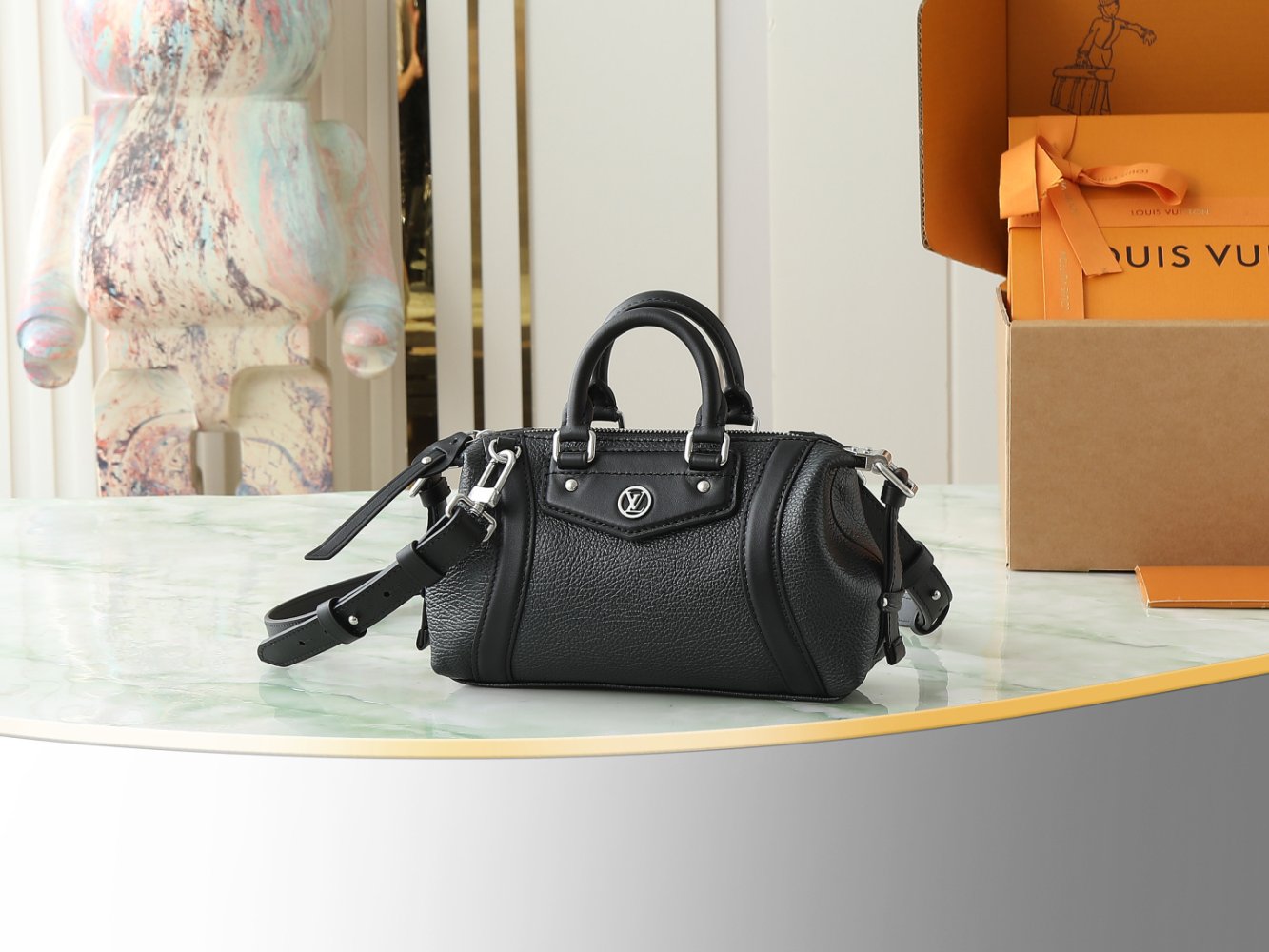 Сумка Louis Vuitton Biker Nano 23 см