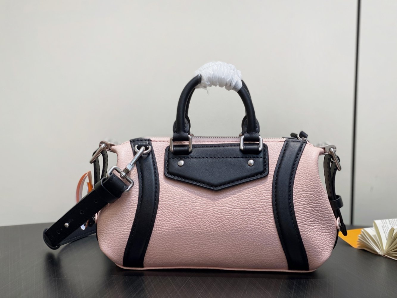 Сумка Louis Vuitton Biker Nano 23 см фото 3