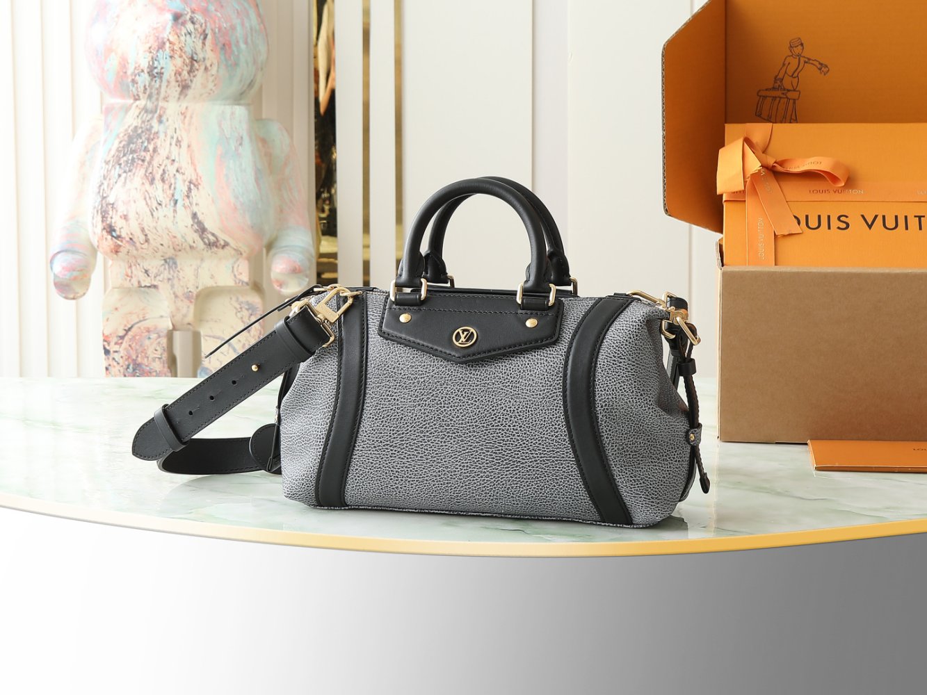 Сумка Louis Vuitton Biker Small 30 см