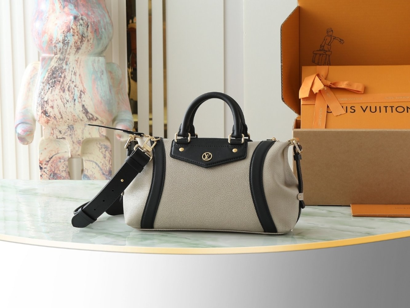 Сумка Louis Vuitton Biker Small 30 см