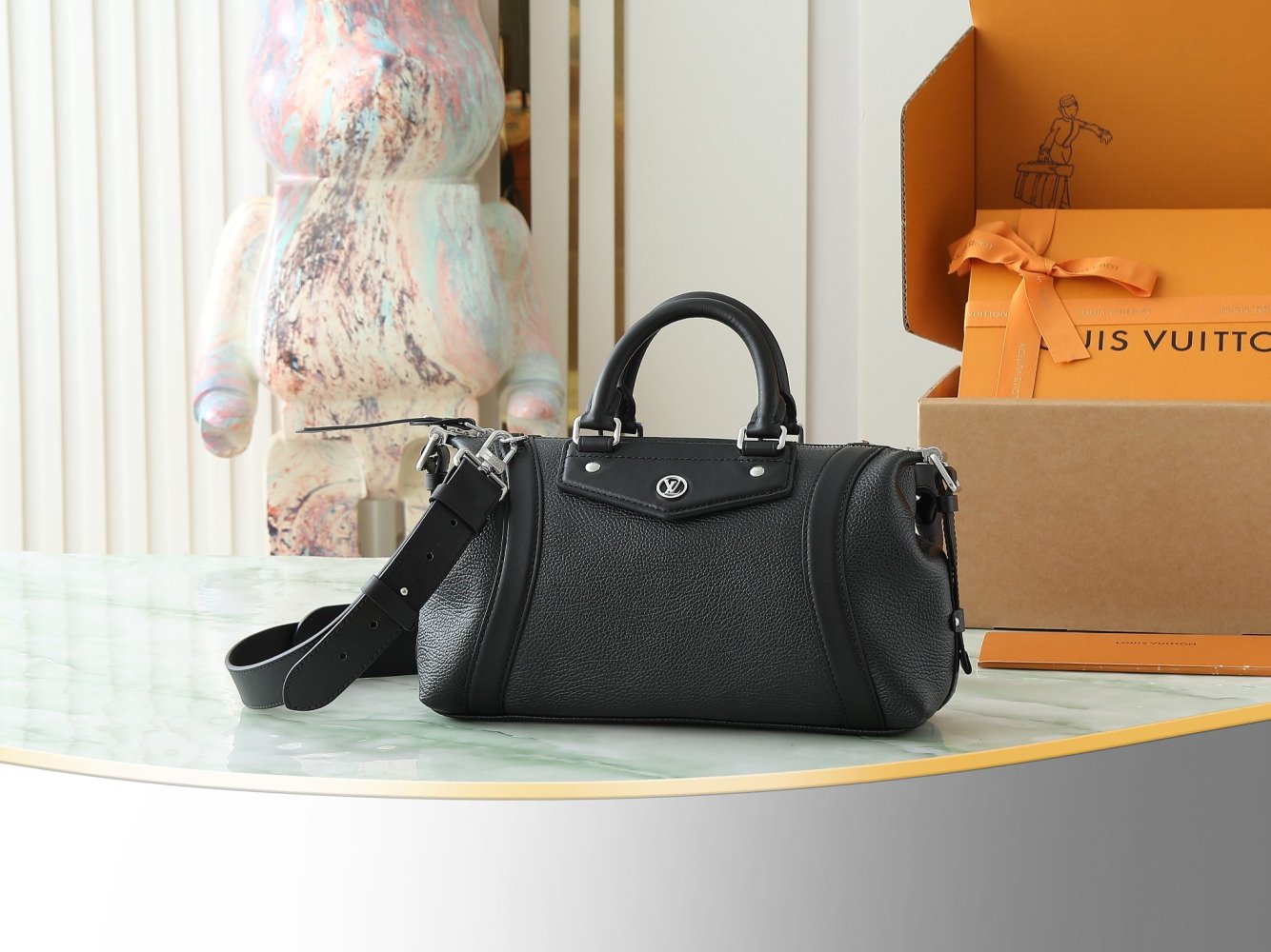 Сумка Louis Vuitton Biker Small 30 см