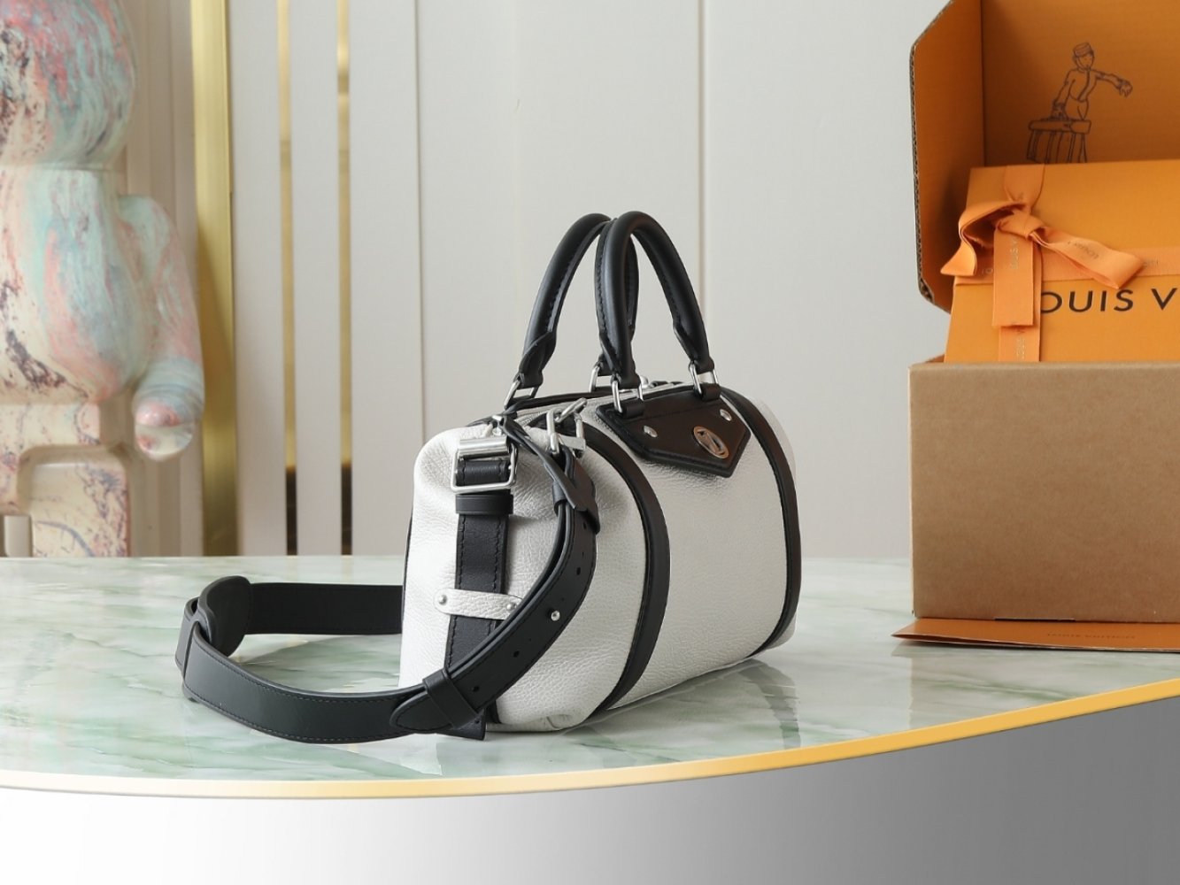 Сумка Louis Vuitton Biker Small 30 см фото 2