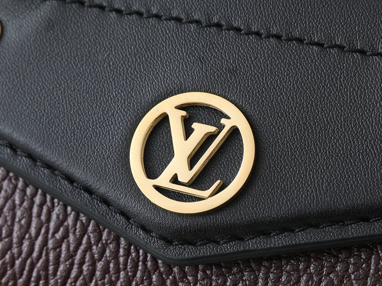 Сумка Louis Vuitton Biker Small 30 см фото 4