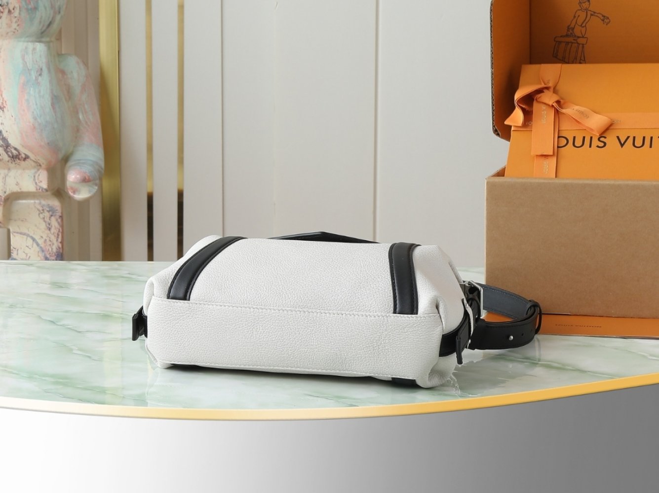 Сумка Louis Vuitton Biker Small 30 см фото 4