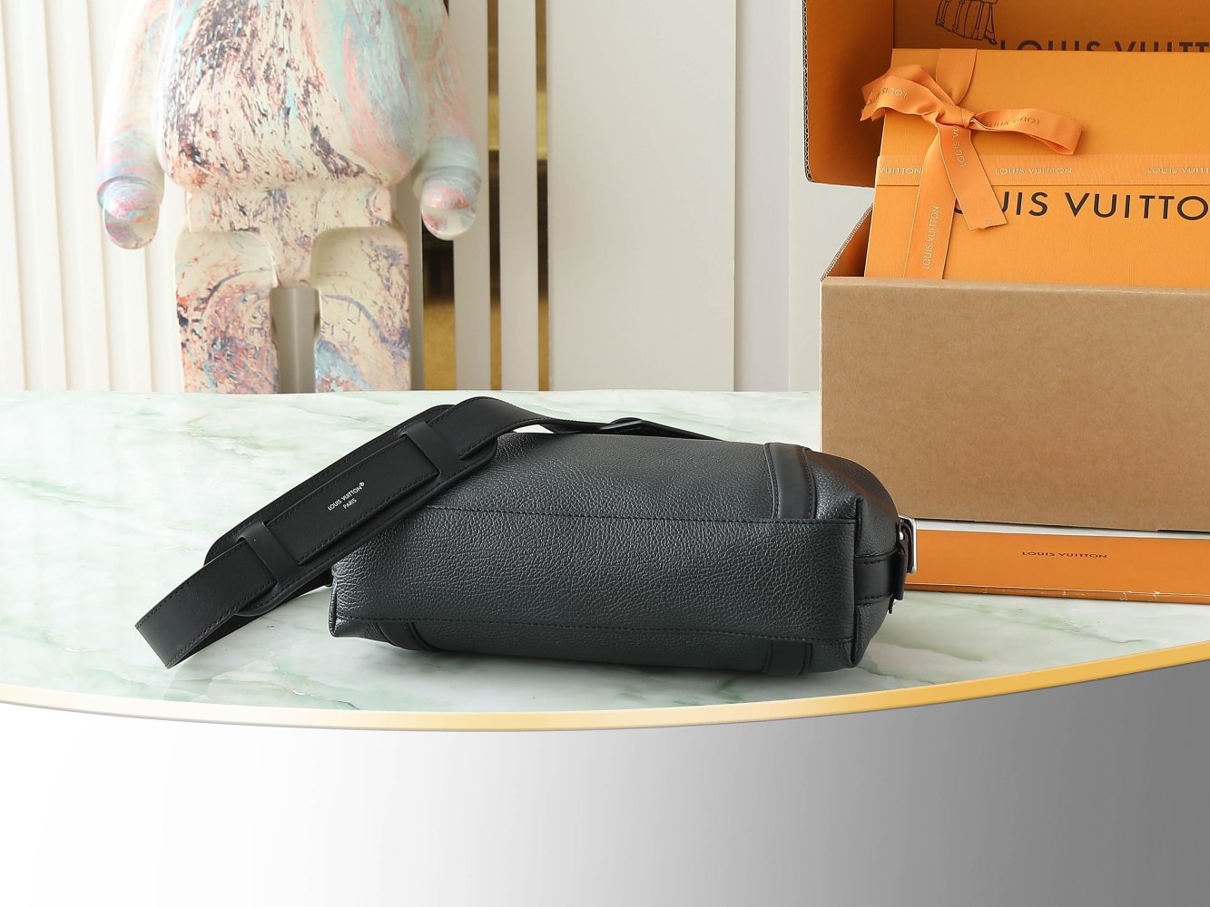 Сумка Louis Vuitton Biker Small 30 см фото 4